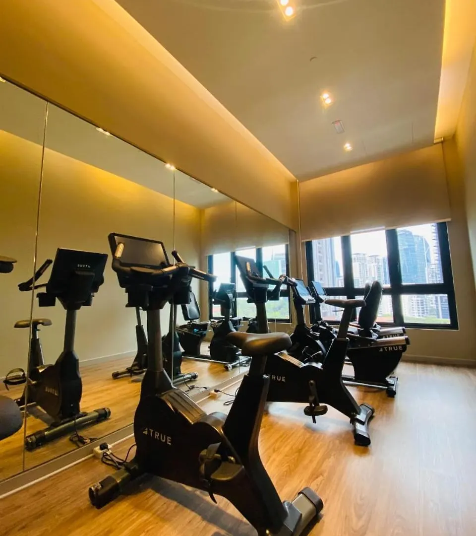Agile Family Suite Trx By Kl Kuala Lumpur 0*,